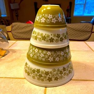 PYREX Mixing Bowl Set